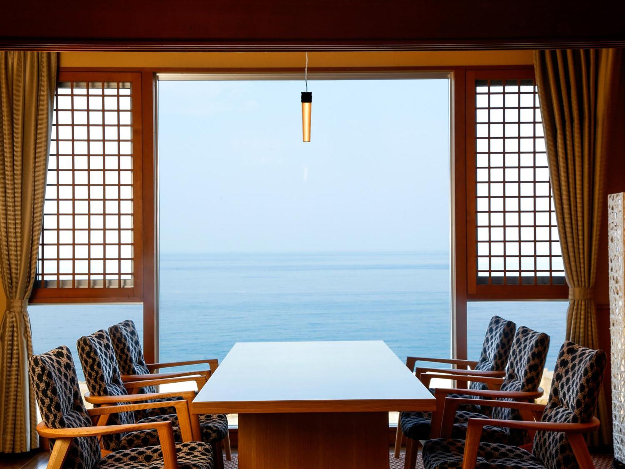 Hotel Awaji Yumesenkei Sumoto Esterno foto